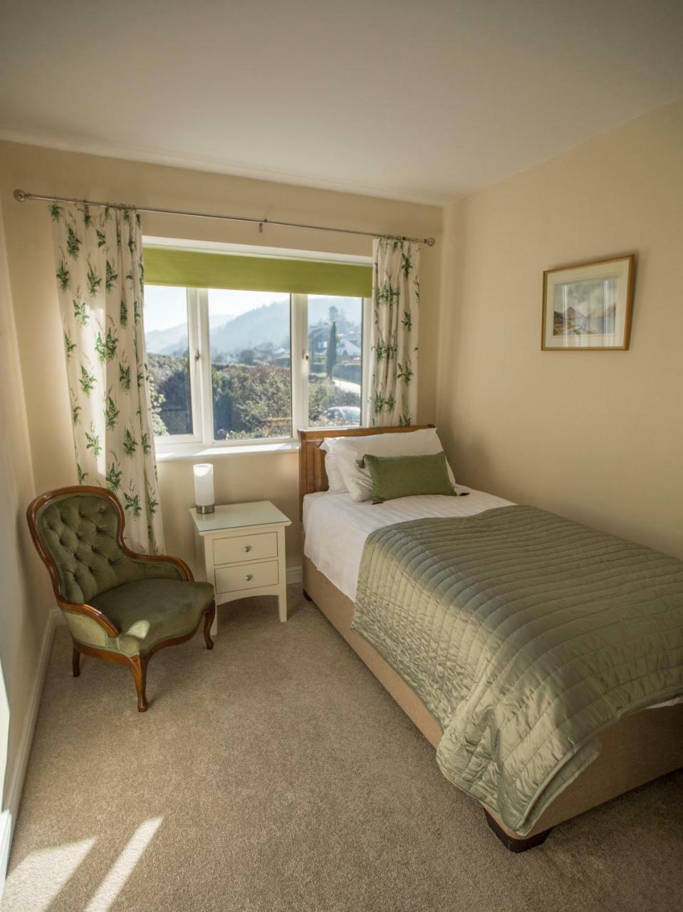 קזיק Jenkin Hill Cottage Bed And Breakfast מראה חיצוני תמונה